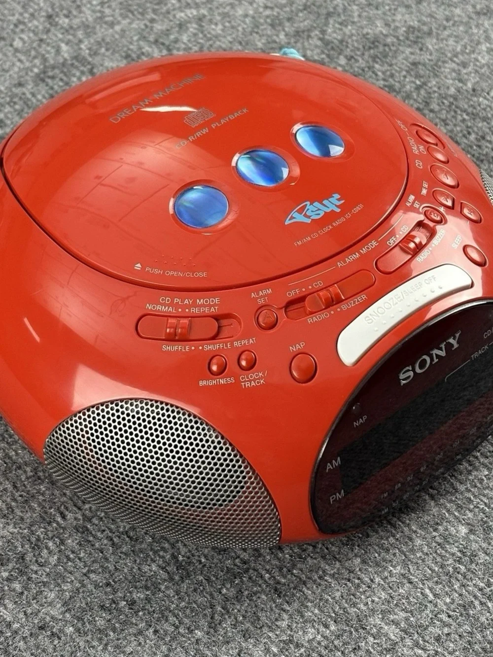 Sony Dream Machine Psyc ICF-CD831 CD Alarm Clock Radio Red Tested Clean Working